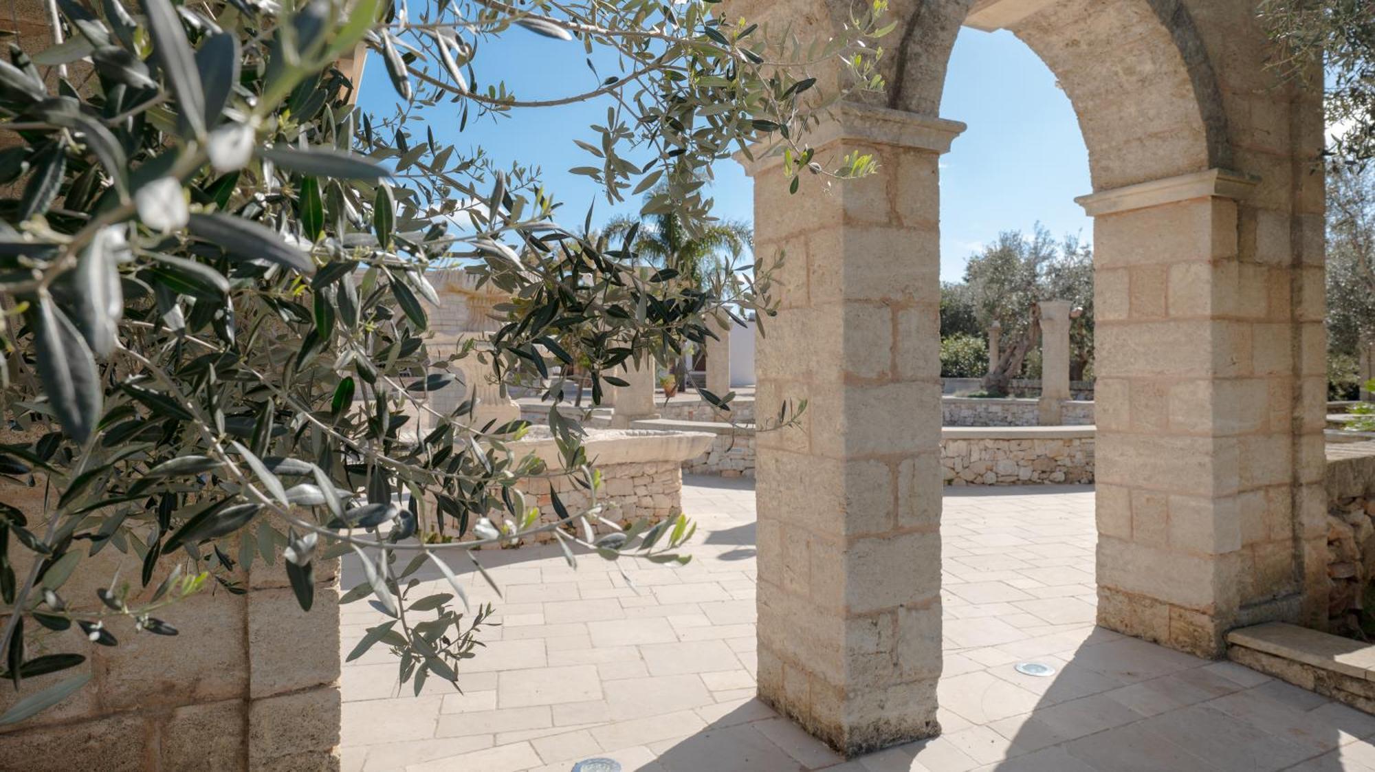 Borgo Specchia Natural Resort Exterior foto